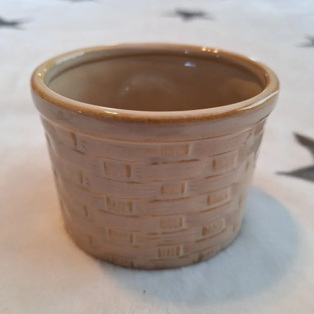 Bath & Body Works Retired‎ Apple Wicker Basket Ceramic Toiletry Bathroom Holder